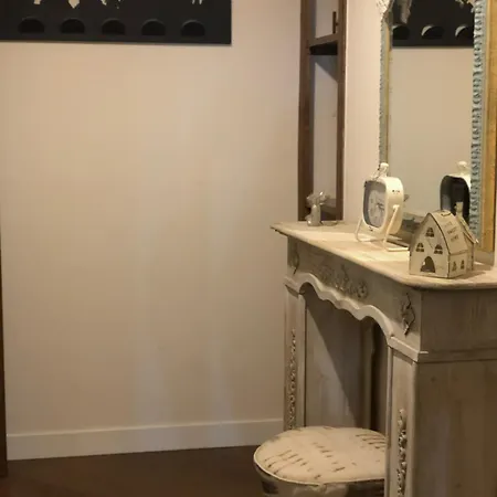 Colle House Apartment