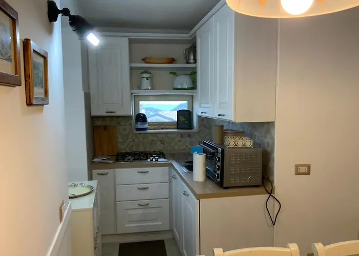 Colle House ريفيسوندولي